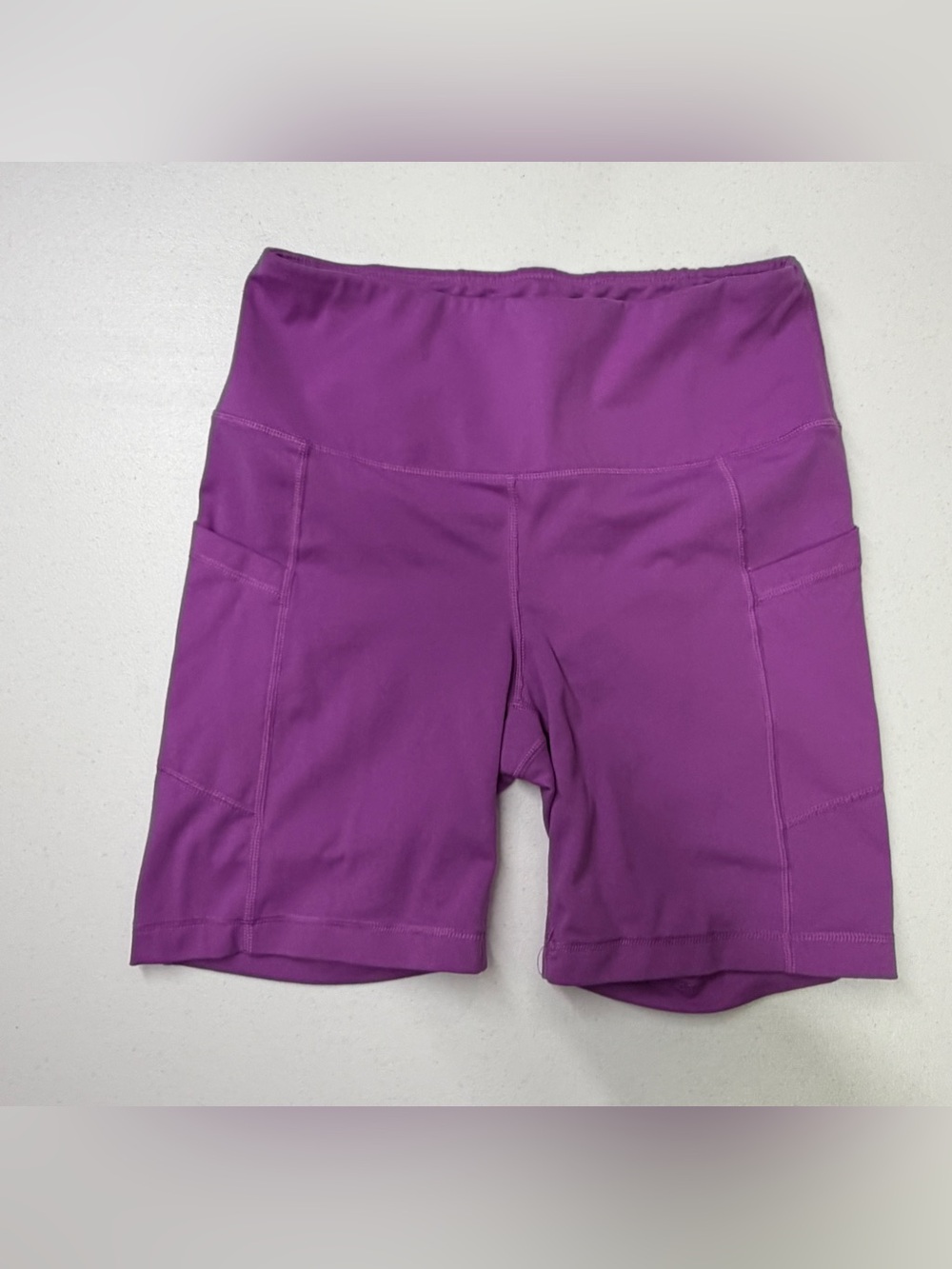 Yogalicious Lux Purple High Rise Biker Shorts Side Pockets Size M